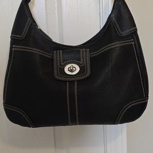 Authentic Coach leather shoulder bag